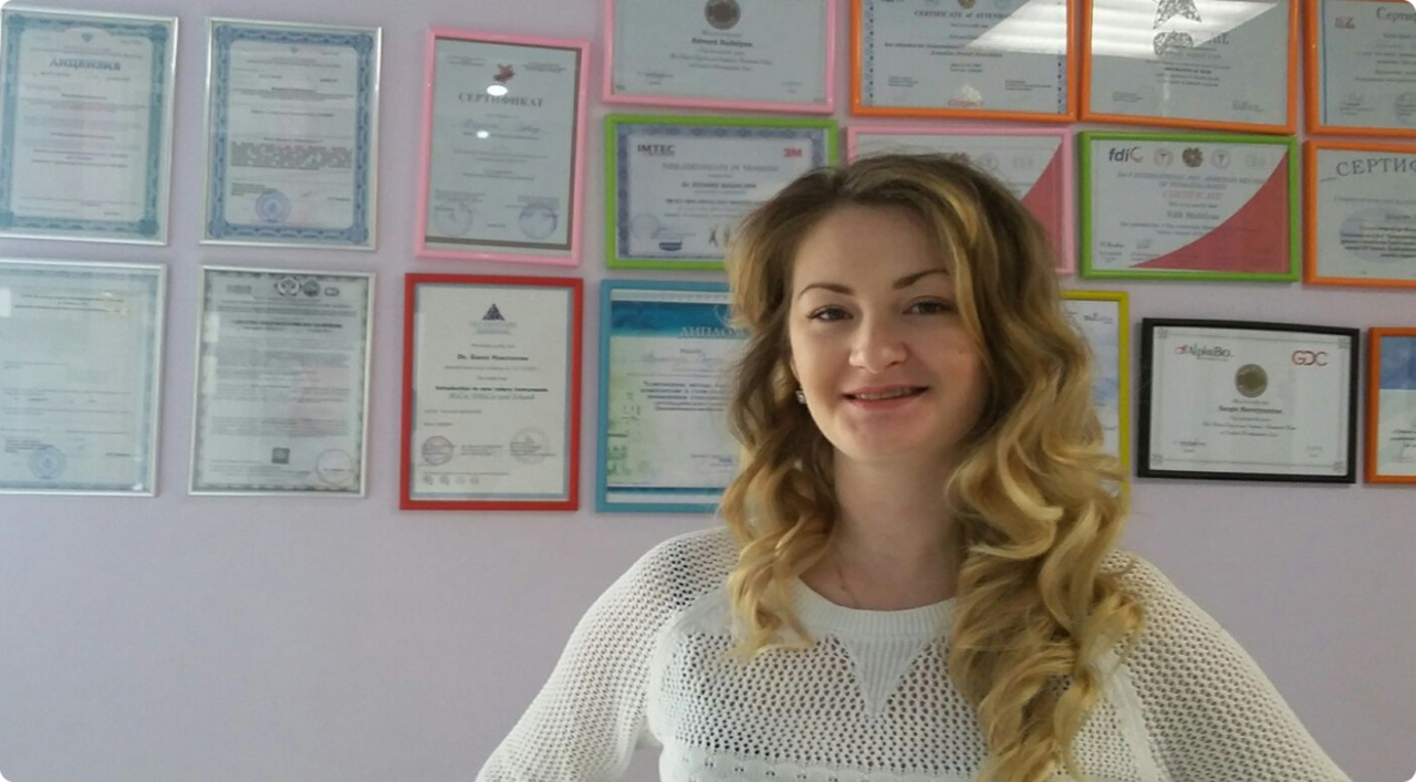 Чистка зубов от камня и налета.